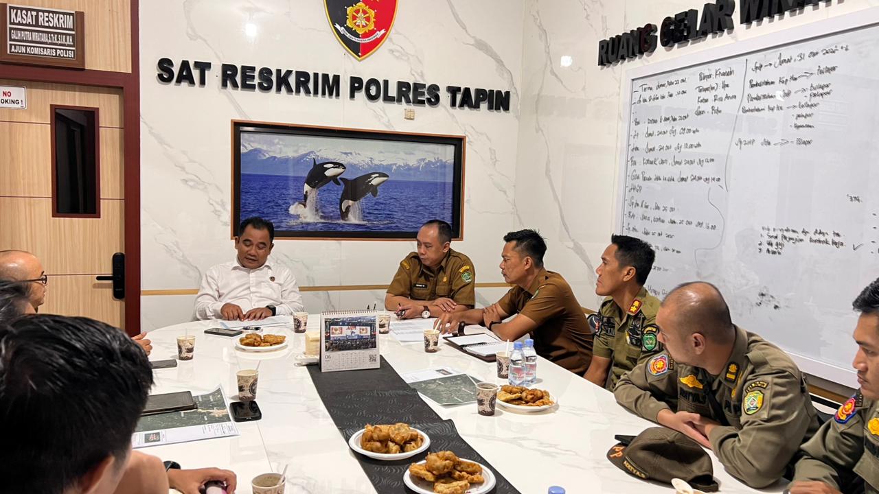 rapat koordinasi di Reskrim - Polres Tapin